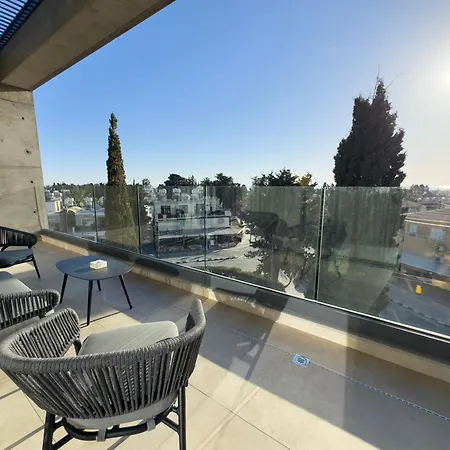 아파트 Malberry Park 303 - Modern 2bedroom With Shared Heated Pool, Sauna, Gym, Jacuzzi 파포스